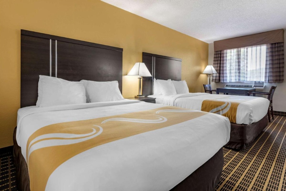 Quality Inn & Suites Warren Image 23